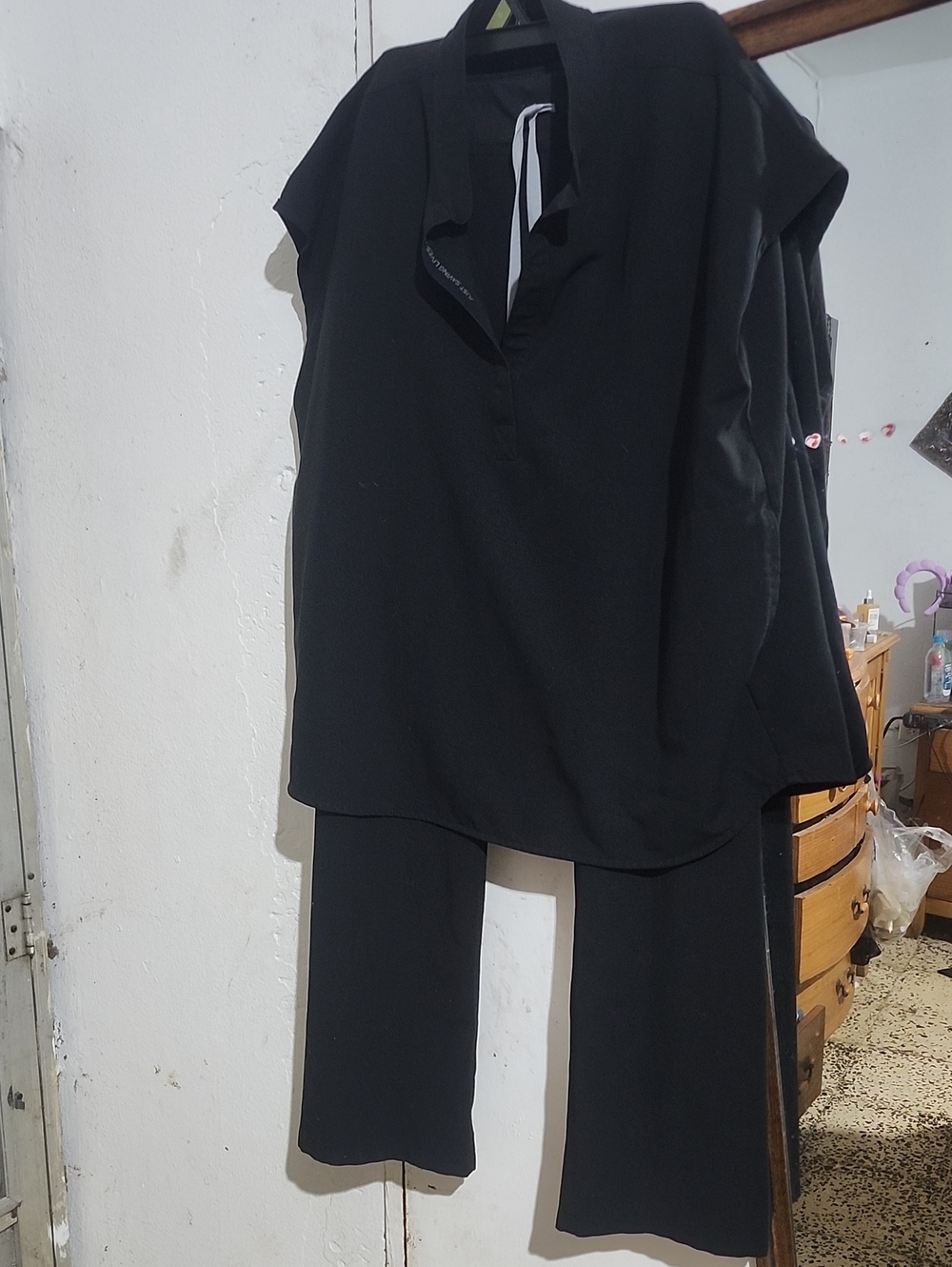 Figs Black Wide-Leg Scrub Set — Tunic & Pants